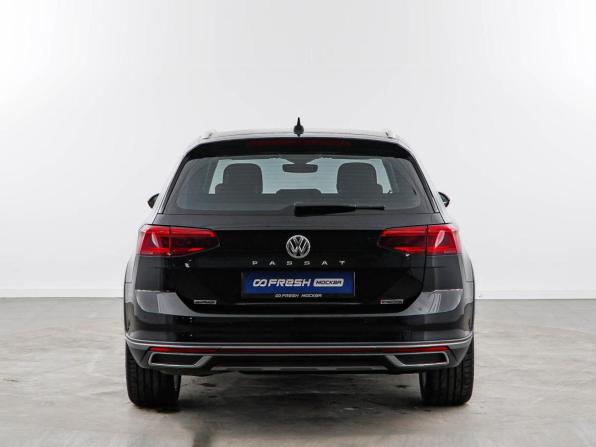 Volkswagen Passat B8 Рестайлинг с пробегом 2019 года, цена 3 399 050 рублей, 133731 км, универсал, Автокод Объявления