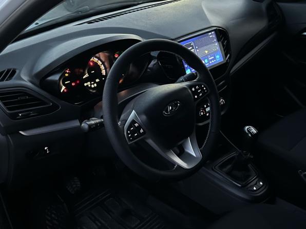 Lada (ВАЗ) Vesta I с пробегом 2021 года, цена 1 055 000 рублей, 133723 км, седан, Автокод Объявления