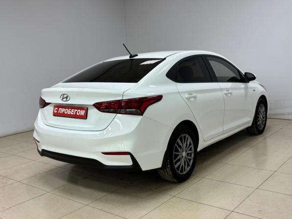 Hyundai Solaris II с пробегом 2017 года, цена 1 280 000 рублей, 107033 км, седан, Автокод Объявления
