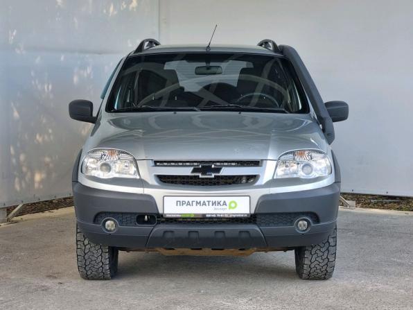 Chevrolet Niva I Рестайлинг с пробегом 2018 года, цена 880 000 рублей, 56000 км, внедорожник, Автокод Объявления