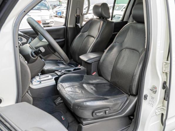 Nissan Pathfinder III Рестайлинг с пробегом 2013 года, цена 1 770 000 рублей, 192992 км, внедорожник, Автокод Объявления