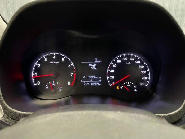 Hyundai Solaris II с пробегом 2019 года, цена 1 097 000 рублей, 102959 км, седан, Автокод Объявления