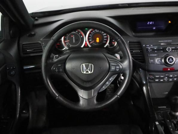 Honda Accord VIII Рестайлинг с пробегом 2011 года, цена 1 379 000 рублей, 115515 км, седан, Автокод Объявления