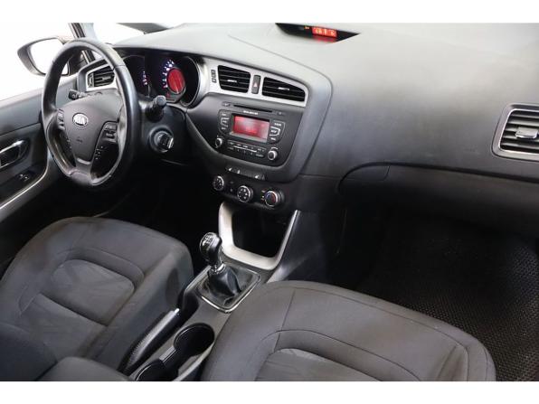 Kia Ceed II с пробегом 2013 года, цена 1 054 000 рублей, 91044 км, универсал, Автокод Объявления