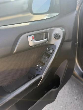 Kia Cerato II с пробегом 2011 года, цена 450 000 рублей, 212135 км, седан, Автокод Объявления