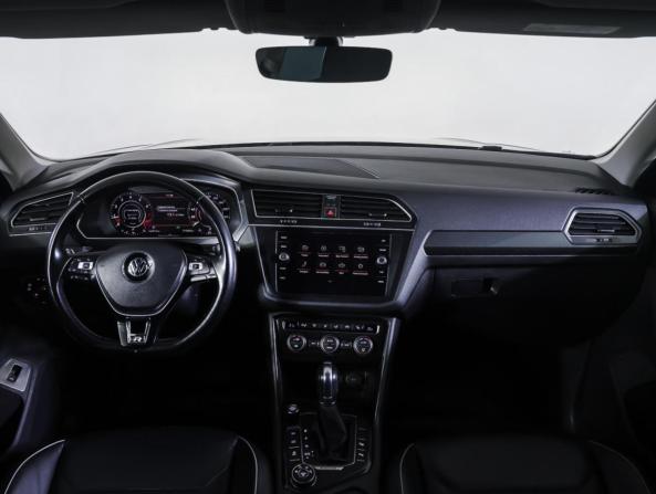 Volkswagen Tiguan II с пробегом 2017 года, цена 2 690 000 рублей, 115481 км, внедорожник, Автокод Объявления