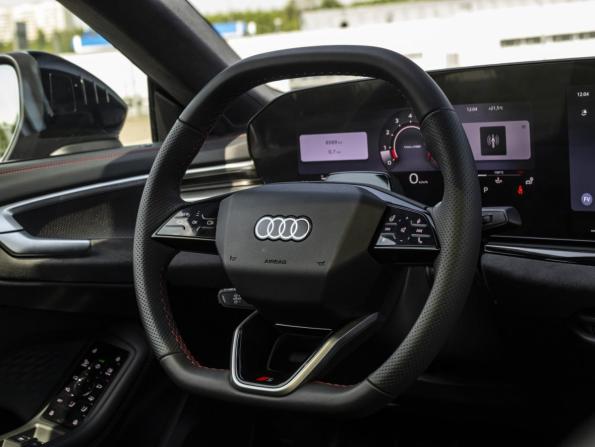 Audi A5 III (B10) с пробегом 2025 года, цена 5 549 000 рублей, 5600 км, лифтбек, Автокод Объявления