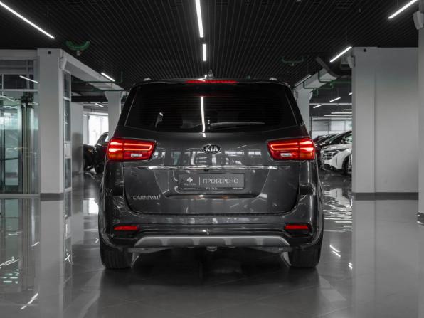 Kia Carnival III с пробегом 2018 года, цена 3 100 000 рублей, 129158 км, минивэн, Автокод Объявления