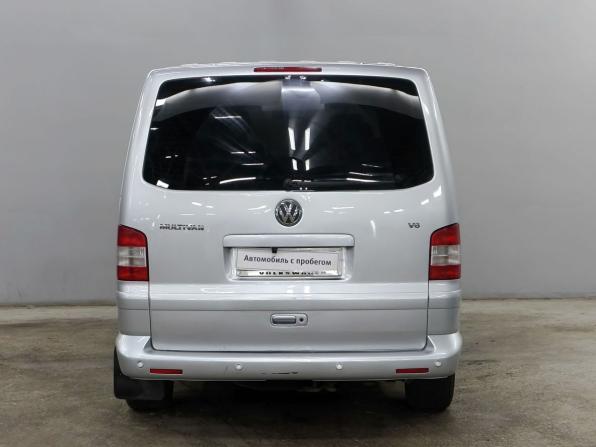 Volkswagen Multivan T5 с пробегом 2006 года, цена 1 300 000 рублей, 373233 км, минивэн, Автокод Объявления
