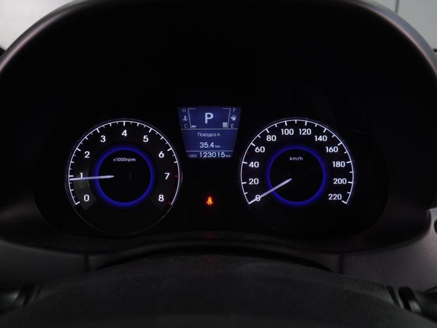 Hyundai Solaris I Воронеж  - изображение 12
