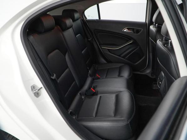 Mercedes-Benz A-Класс III (W176) Рестайлинг с пробегом 2016 года, цена 1 650 000 рублей, 134429 км, хэтчбек, Автокод Объявления