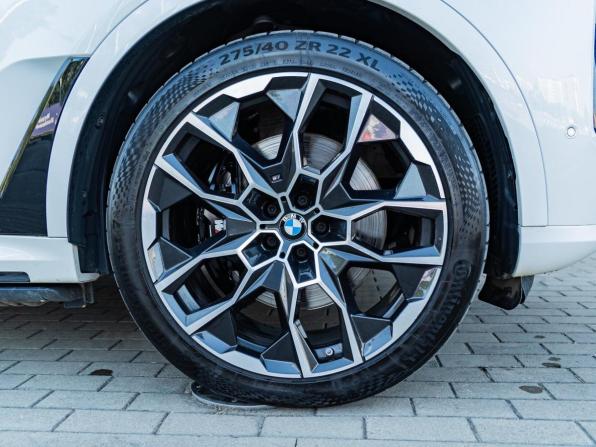 BMW X7 I (G07) Рестайлинг с пробегом 2023 года, цена 12 990 000 рублей, 46302 км, внедорожник, Автокод Объявления