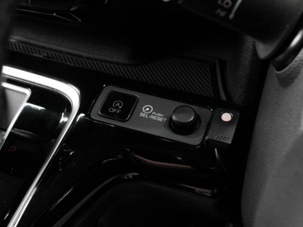 Honda Stepwgn V с пробегом 2017 года, цена 2 359 000 рублей, 77281 км, минивэн, Автокод Объявления