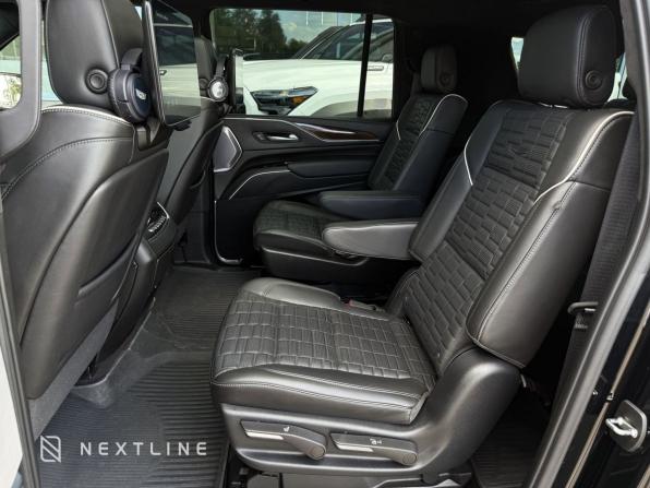 Cadillac Escalade V с пробегом 2023 года, цена 19 990 000 рублей, 47000 км, внедорожник, Автокод Объявления