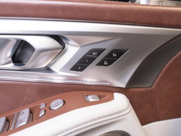 BMW XM с пробегом 2023 года, цена 14 600 000 рублей, 50697 км, внедорожник, Автокод Объявления