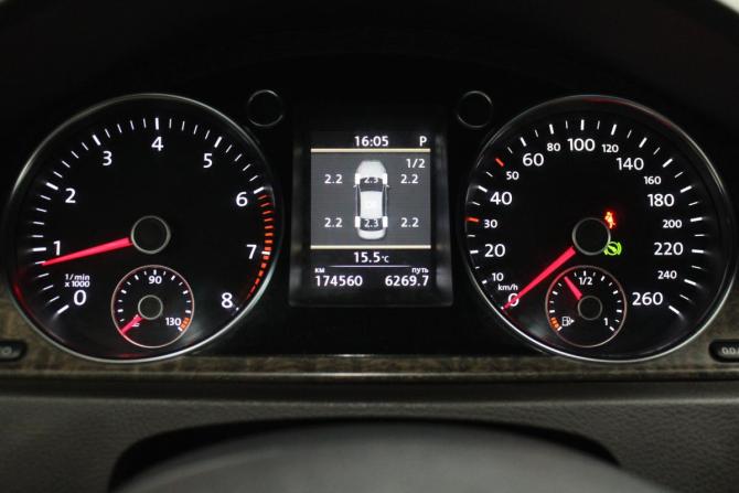 Volkswagen Passat B7 с пробегом 2014 года, цена 1 230 000 рублей, 174517 км, седан, Автокод Объявления