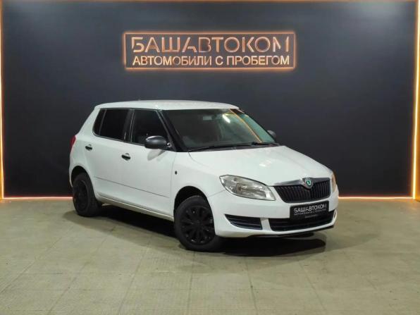 Skoda Fabia II Рестайлинг с пробегом 2011 года, цена 350 000 рублей, 182437 км, хэтчбек, Автокод Объявления