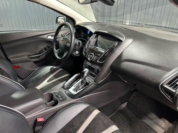 Ford Focus III с пробегом 2013 года, цена 999 900 рублей, 137000 км, хэтчбек, Автокод Объявления