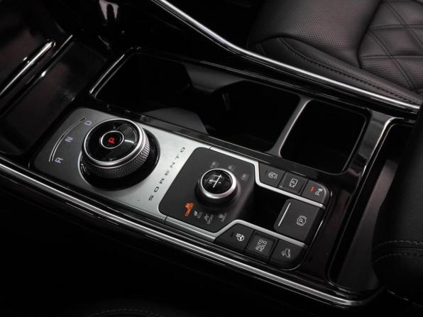 Kia Sorento IV с пробегом 2020 года, цена 3 604 000 рублей, 122394 км, внедорожник, Автокод Объявления