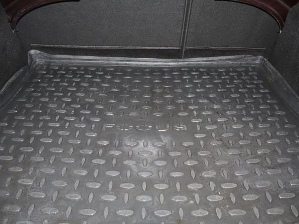 Ford Focus II Рестайлинг с пробегом 2010 года, цена 598 000 рублей, 135861 км, седан, Автокод Объявления