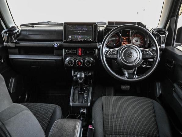 Suzuki Jimny IV с пробегом 2020 года, цена 2 149 000 рублей, 79818 км, внедорожник, Автокод Объявления