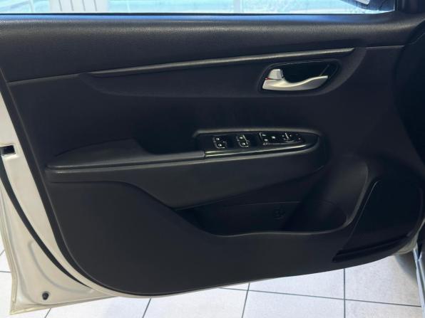 Kia Rio IV Рестайлинг с пробегом 2020 года, цена 1 200 000 рублей, 144891 км, седан, Автокод Объявления