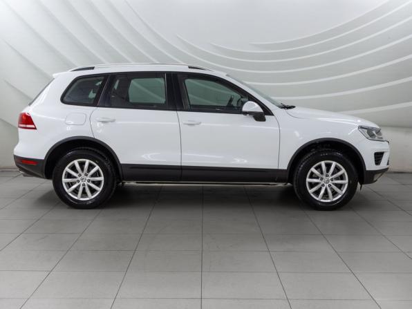 Volkswagen Touareg II Рестайлинг с пробегом 2015 года, цена 3 098 000 рублей, 169678 км, внедорожник, Автокод Объявления