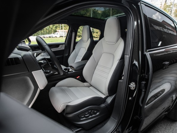 Новый Porsche Cayenne III Рестайлинг 2024 года, цена 26 900 000 рублей, внедорожник, Автокод Объявления