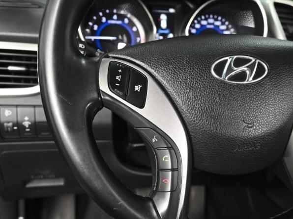 Hyundai i30 II с пробегом 2012 года, цена 999 000 рублей, 250388 км, хэтчбек, Автокод Объявления