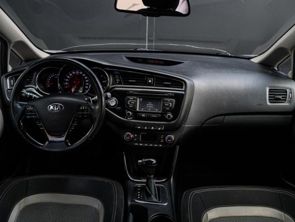 Kia Ceed II Рестайлинг с пробегом 2016 года, цена 1 330 000 рублей, 179741 км, универсал, Автокод Объявления