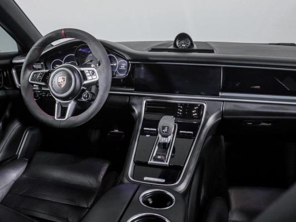 Porsche Panamera II с пробегом 2019 года, цена 7 050 000 рублей, 138049 км, универсал, Автокод Объявления