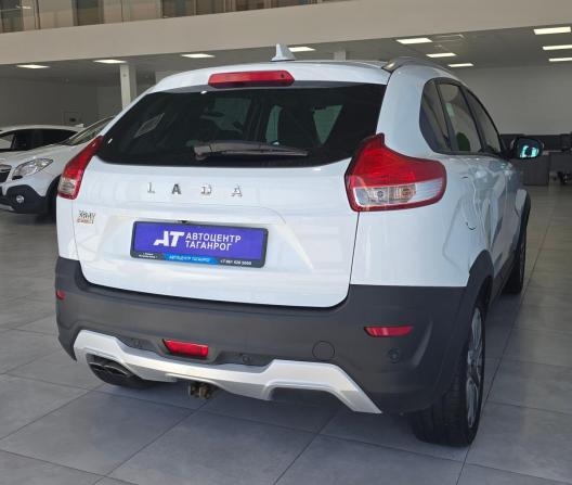 Lada (ВАЗ) XRAY I с пробегом 2018 года, цена 1 049 000 рублей, 90000 км, хэтчбек, Автокод Объявления