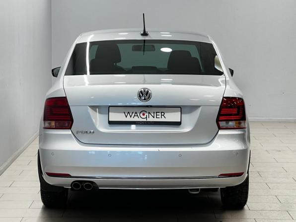 Volkswagen Polo V Рестайлинг с пробегом 2019 года, цена 1 247 000 рублей, 115469 км, седан, Автокод Объявления