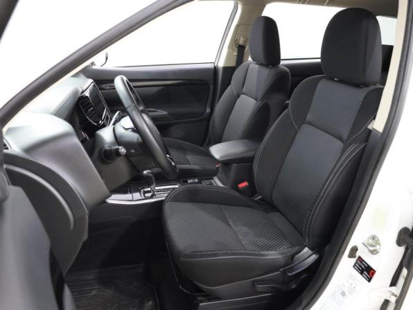 Mitsubishi Outlander III Рестайлинг 3 с пробегом 2019 года, цена 1 900 000 рублей, 244905 км, внедорожник, Автокод Объявления