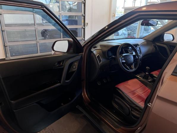 Hyundai Creta I с пробегом 2016 года, цена 1 543 000 рублей, 171072 км, внедорожник, Автокод Объявления