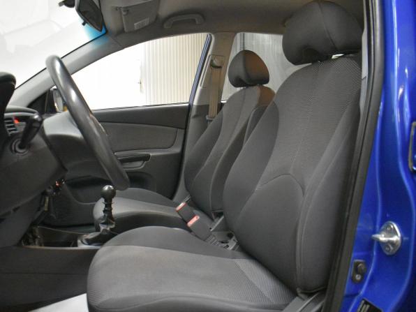 Kia Rio II Рестайлинг с пробегом 2011 года, цена 549 000 рублей, 124000 км, хэтчбек, Автокод Объявления
