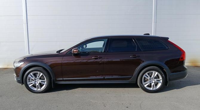Volvo V90 Cross Country I с пробегом 2017 года, цена 3 334 000 рублей, 92740 км, универсал, Автокод Объявления