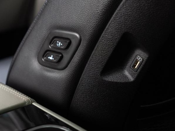 Kia Carnival IV с пробегом 2022 года, цена 4 899 000 рублей, 77169 км, минивэн, Автокод Объявления