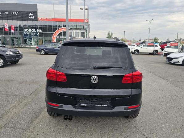 Volkswagen Tiguan I Рестайлинг с пробегом 2013 года, цена 1 352 000 рублей, 180343 км, внедорожник, Автокод Объявления