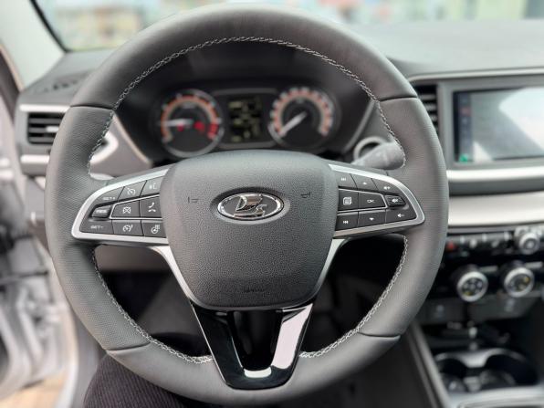 Lada (ВАЗ) Vesta I Рестайлинг (NG) с пробегом 2025 года, цена 1 740 000 рублей, 143 км, седан, Автокод Объявления