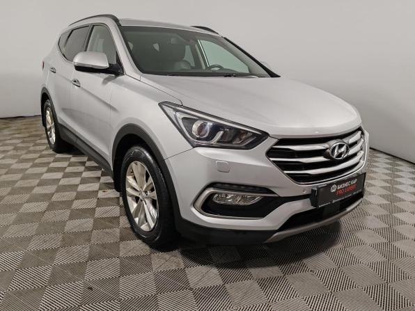 Hyundai Santa Fe III Рестайлинг с пробегом 2018 года, цена 2 399 000 рублей, 75557 км, внедорожник, Автокод Объявления