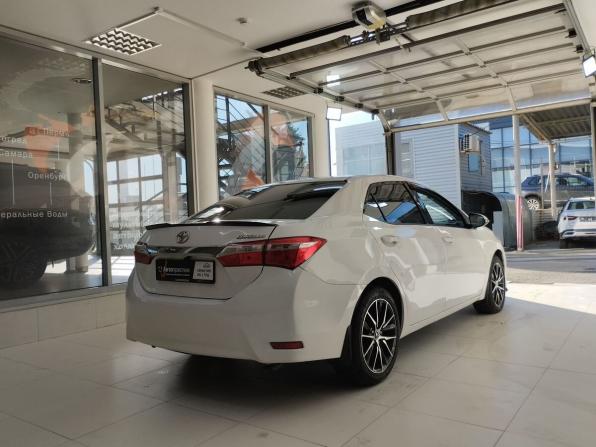Toyota Corolla XI (E160 E170 E180) с пробегом 2013 года, цена 1 050 000 рублей, 222897 км, седан, Автокод Объявления