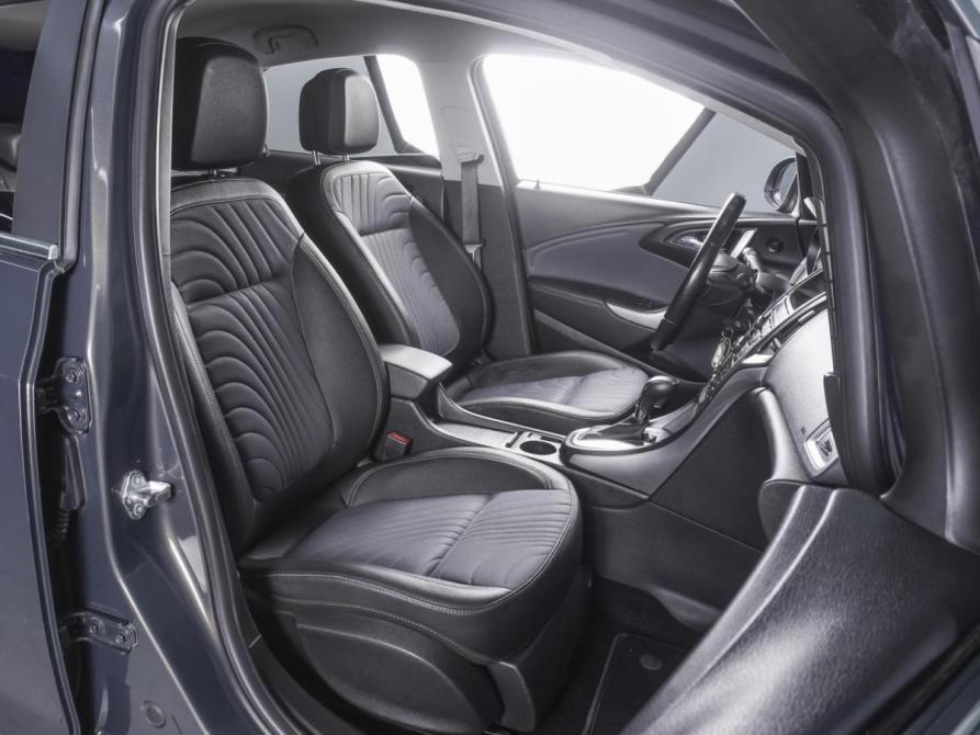 Opel Astra J Рестайлинг Ростов-на-Дону  - изображение 8