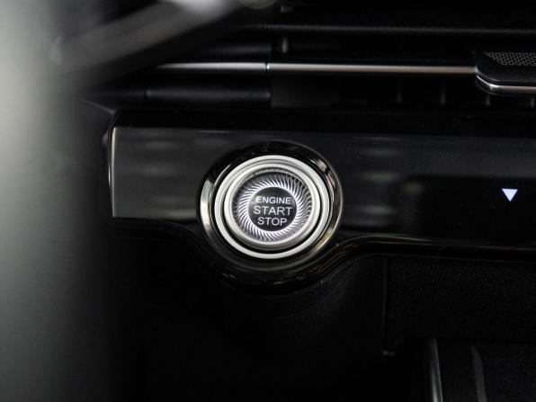 Omoda C5 I с пробегом 2023 года, цена 1 795 500 рублей, 61000 км, внедорожник, Автокод Объявления
