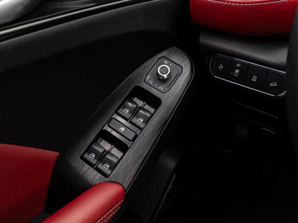 Haval Jolion I Рестайлинг с пробегом 2024 года, цена 1 920 000 рублей, 61547 км, внедорожник, Автокод Объявления