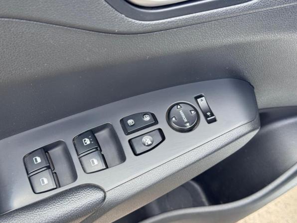 Hyundai Solaris II Рестайлинг с пробегом 2020 года, цена 1 330 000 рублей, 66056 км, седан, Автокод Объявления