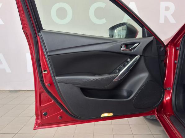 Mazda 6 III (GJ) Рестайлинг с пробегом 2016 года, цена 1 560 000 рублей, 140440 км, седан, Автокод Объявления