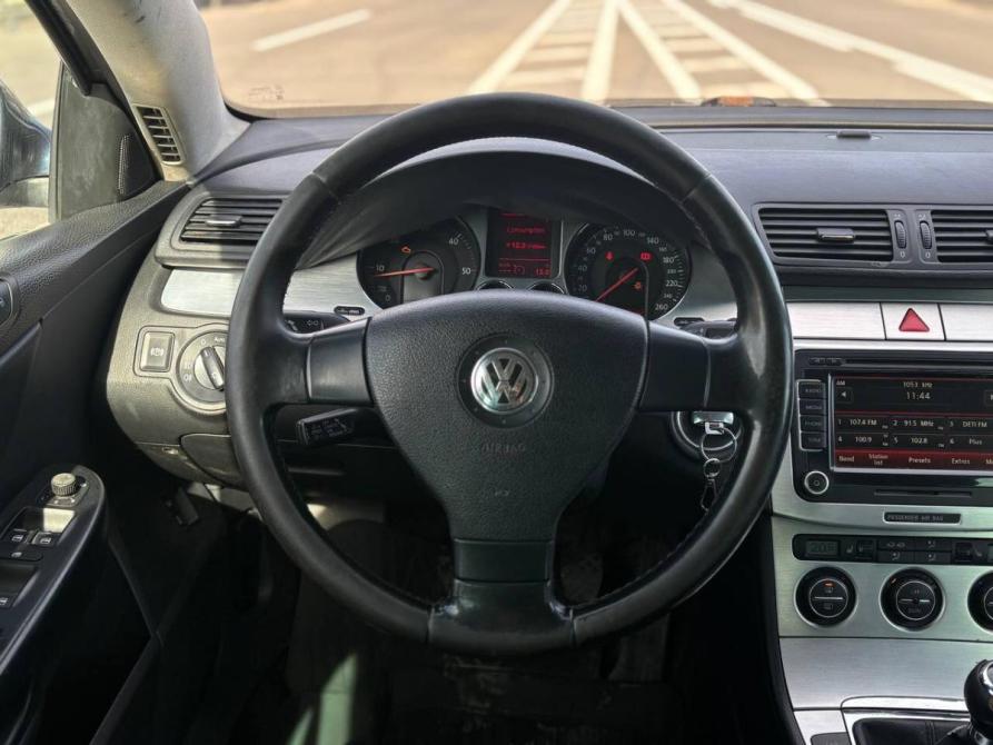 Volkswagen Passat B6 Санкт-Петербург  - изображение 11