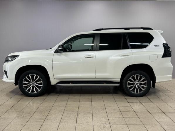 Toyota Land Cruiser Prado 150 Series Рестайлинг 3 с пробегом 2021 года, цена 6 790 000 рублей, 57763 км, внедорожник, Автокод Объявления
