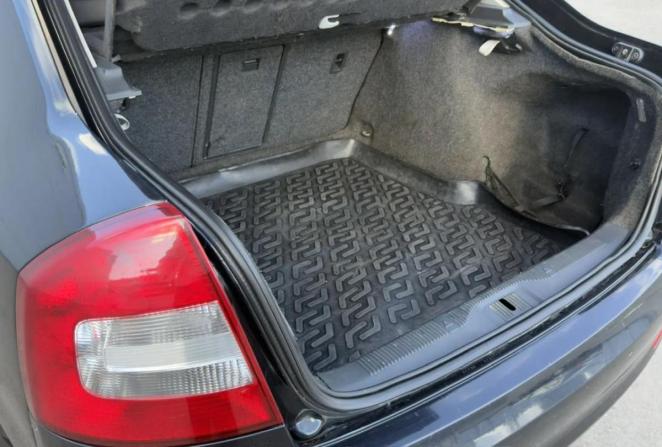 Skoda Octavia II (A5) Рестайлинг с пробегом 2011 года, цена 710 000 рублей, 205299 км, лифтбек, Автокод Объявления